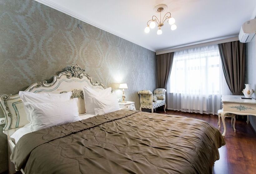 스위트, Art Hotel Nikolaevsky Posad