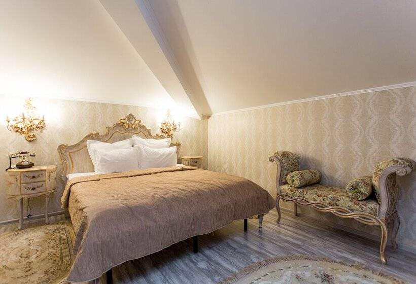 Семейный Номер, Art Hotel Nikolaevsky Posad