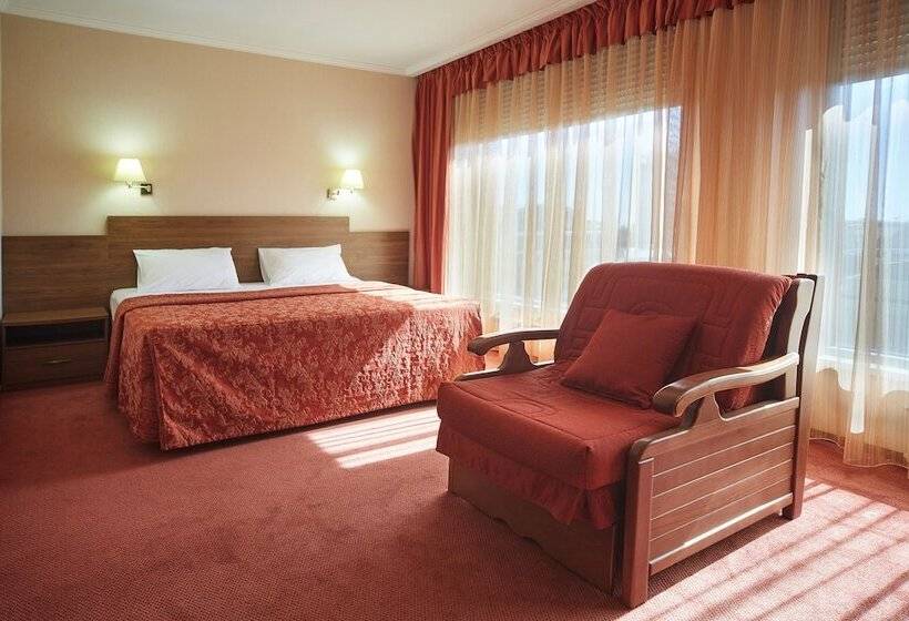 سوییت جونیور, Eurootel Stavropol