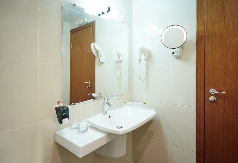 سوییت جونیور, Eurootel Stavropol