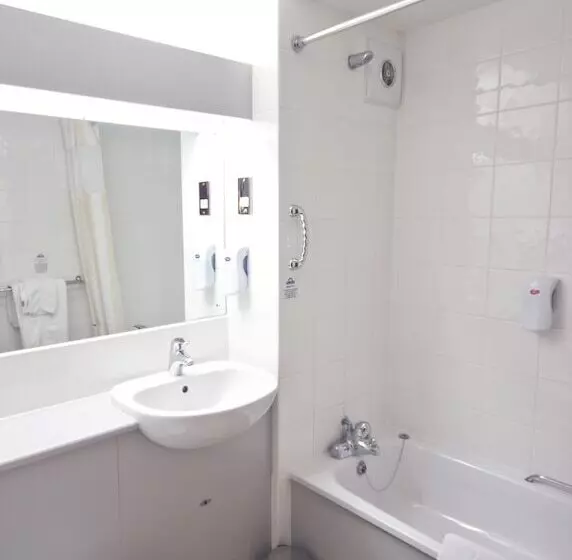 ファミリールーム, Days Inn London Stansted Airport