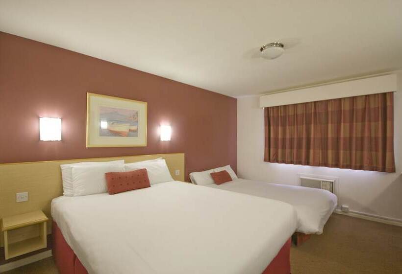 غرفة عائلية, Days Inn London Stansted Airport