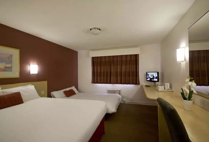 ファミリールーム, Days Inn London Stansted Airport