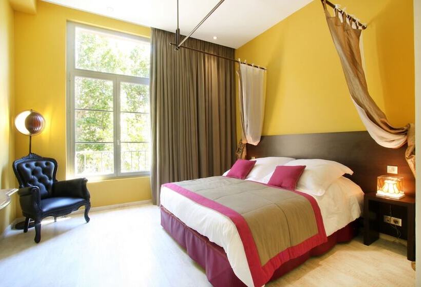 חדר סטנדרט, De Gantès