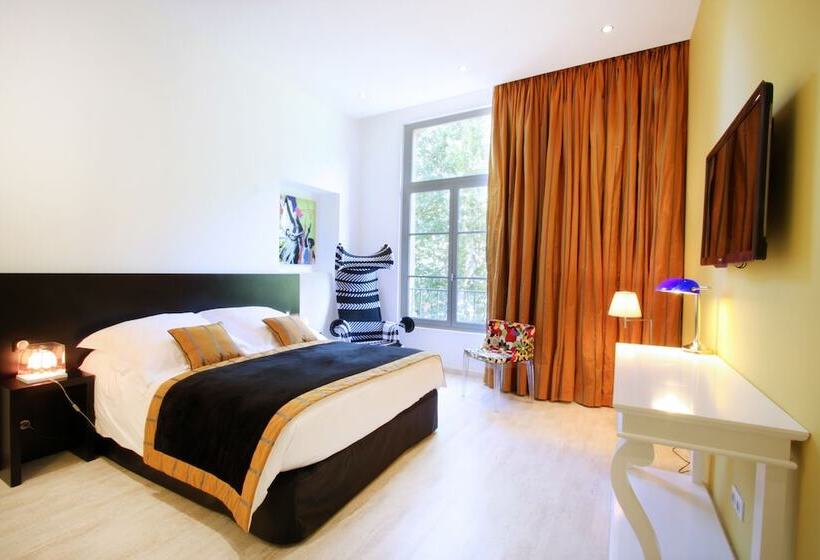 חדר סטנדרט, De Gantès