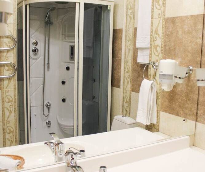 Номер Economy Индивидуальный, Empire