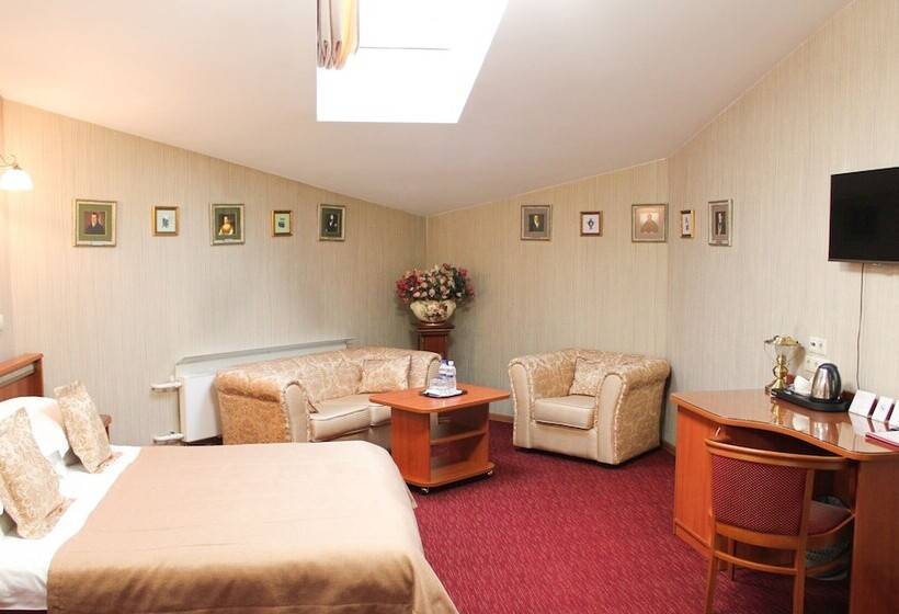 Номер Стандарт, Empire