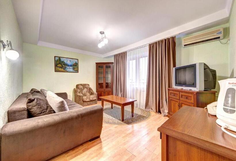 سوئیت کلاسیک, Holosiyvsky