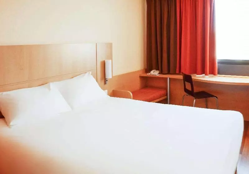 اتاق استاندارد, Ibis Marseille Centre Euromed