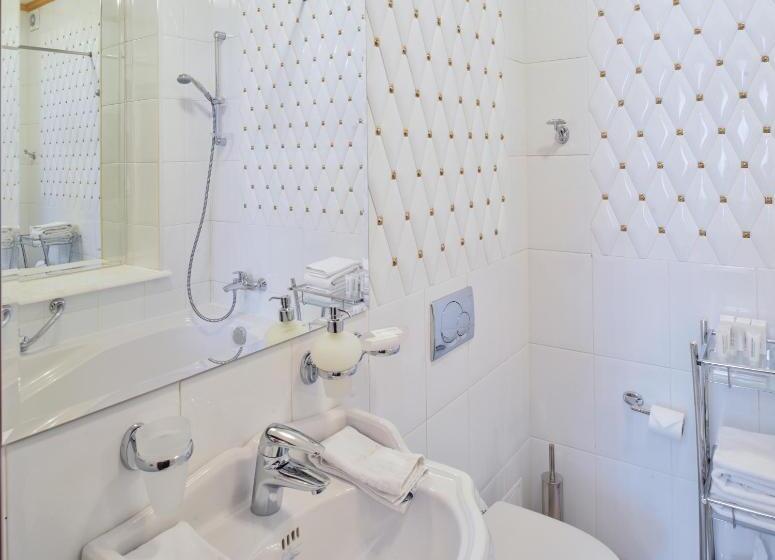 اتاق کلاسیک, La Gioconda Boutique