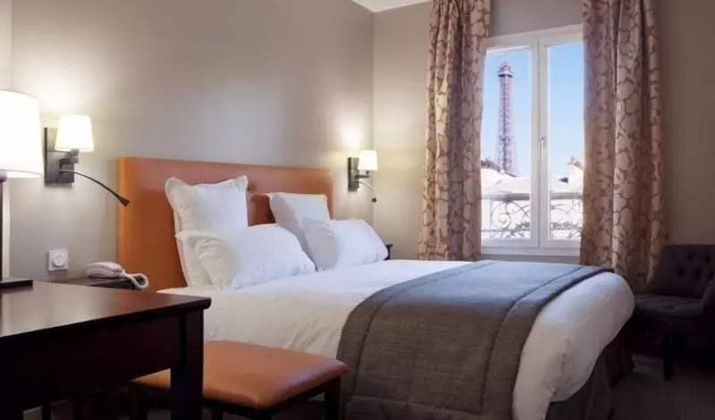 اتاق کلاسیک, Le Relais Saint Charles