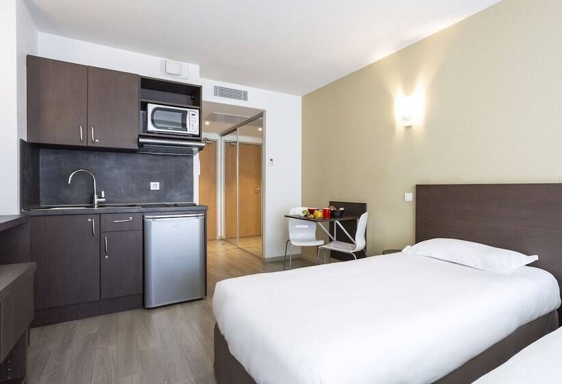 إستوديو قياسى, Les Loges Du Park