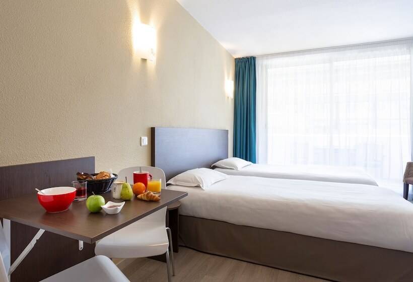 إستوديو قياسى, Les Loges Du Park