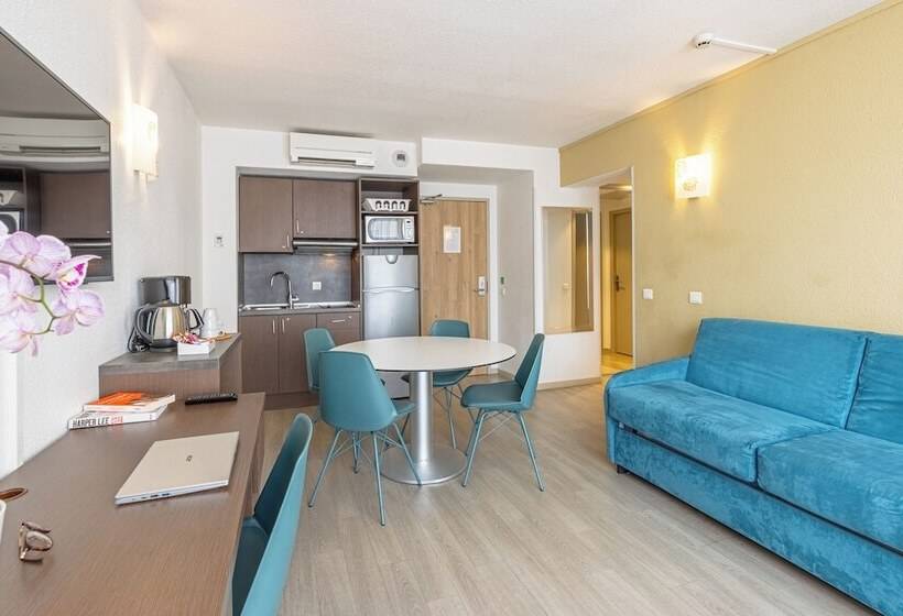 شقة غرفة واحدة, Les Loges Du Park