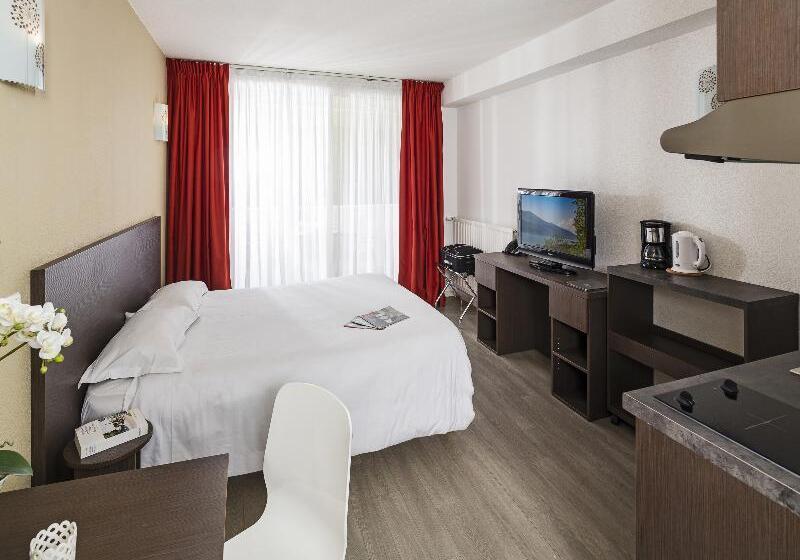 إستوديو قياسى, Les Loges Du Park