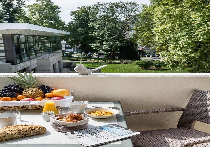 إستوديو قياسى مزودة بتراس, Les Loges Du Park