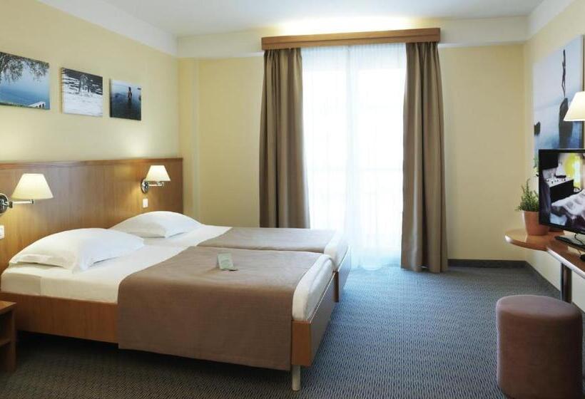 Classic room with balcony, Neptun   Terme & Wellness Lifeclass