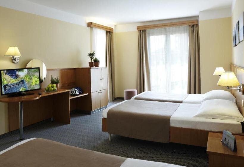 اتاق خانوادگی با چشمانداز دریا, Neptun Terme & Wellness Lifeclass