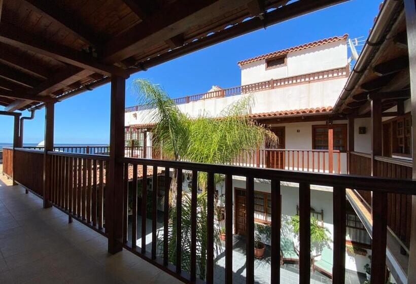 标准单人间, Gara