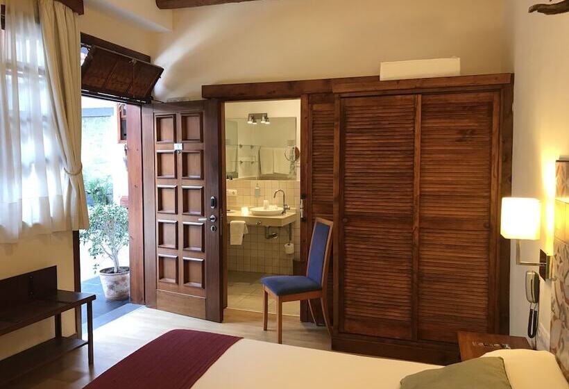 适合残疾人使用的标准间, Gara