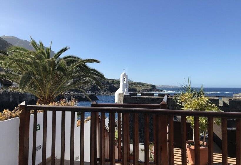 带海景的标准房, Gara