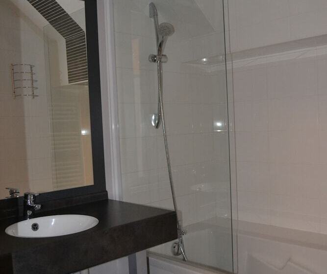 اتاق لوکس با چشمانداز دریا, Spa Marin Du Val Andre Thalasso Resort