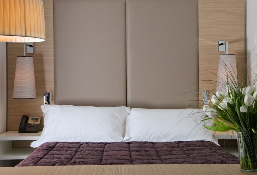 سوییت با چشمانداز باغ, Spa Marin Du Val Andre Thalasso Resort