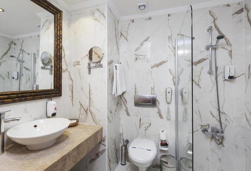 اتاق استاندارد, Sultan Of Side