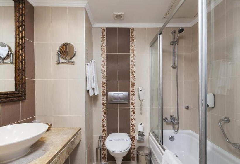 اتاق خانوادگی, Sultan Of Side