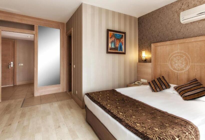 اتاق خانوادگی, Sultan Of Side