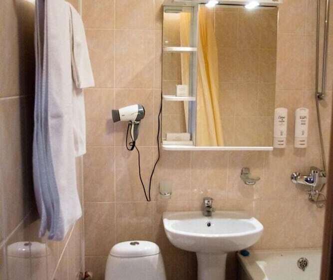 اتاق کلاس بیزنس, Tourist