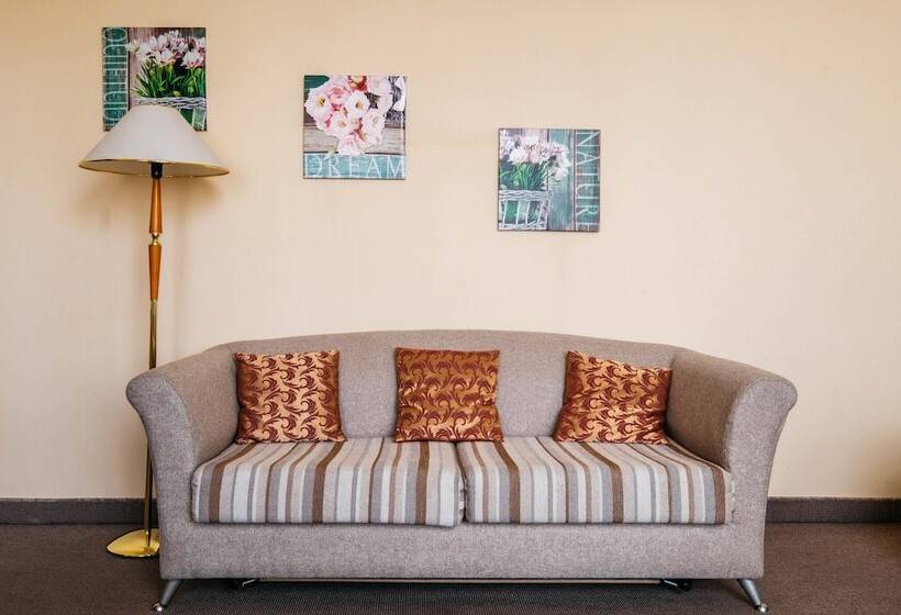 Номер Стандарт, Tsentralny By Usta Hotels