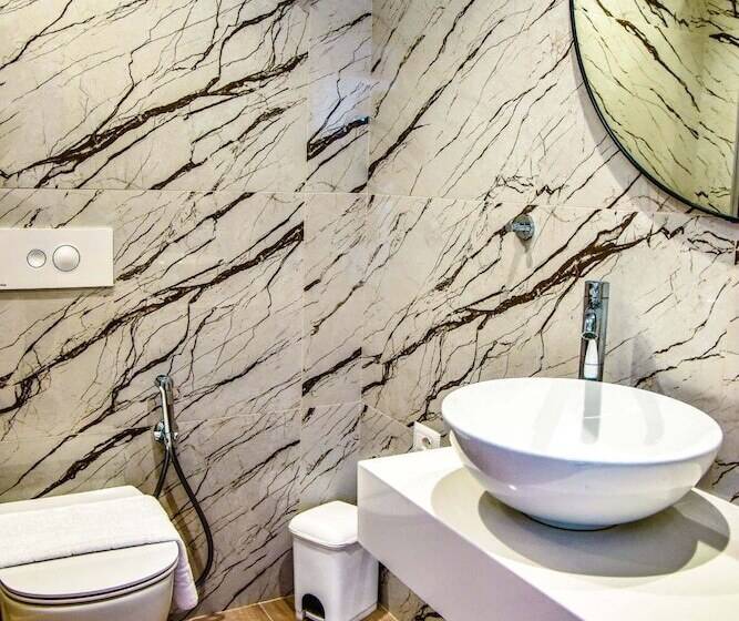 דירת חדר סופריור, Vh Broadway Tirana