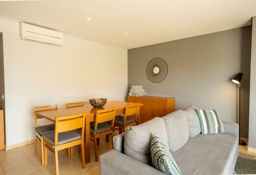 آپارتمان 2 خوابه, Placid Village