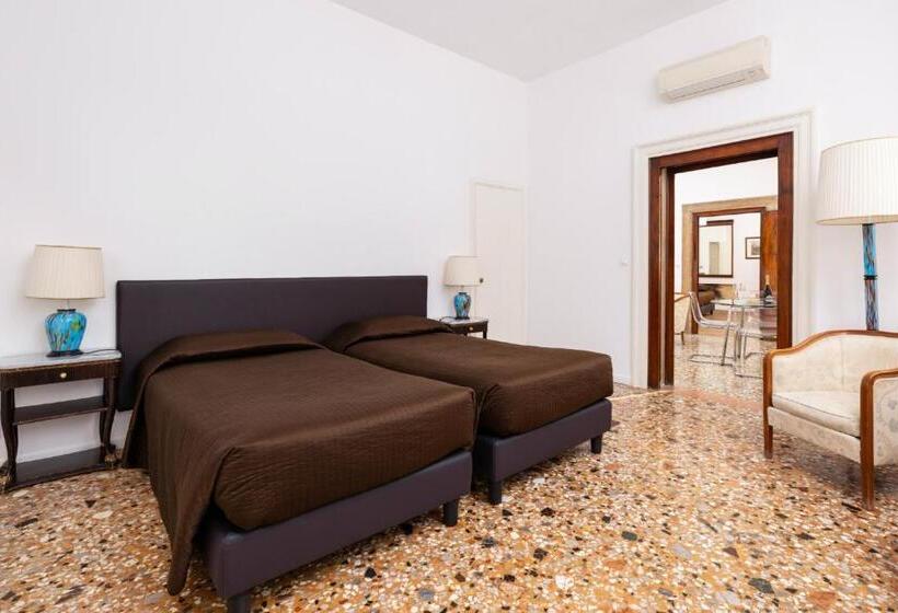 آپارتمان 2 خوابه, Residence Ca  Foscolo