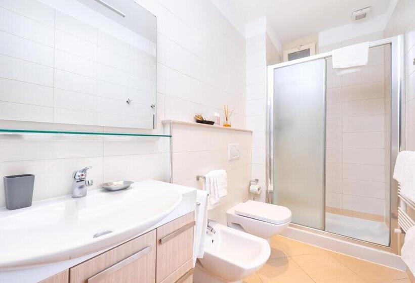 آپارتمان 1 خوابه, Residence Ca  Foscolo