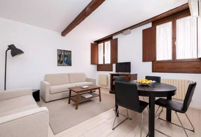 آپارتمان 1 خوابه, Residence Ca  Foscolo