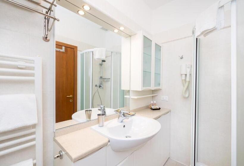 آپارتمان 2 خوابه, Residence Ca  Foscolo