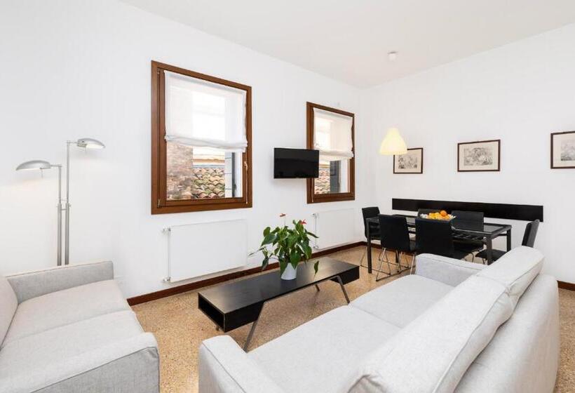 آپارتمان 2 خوابه, Residence Ca  Foscolo