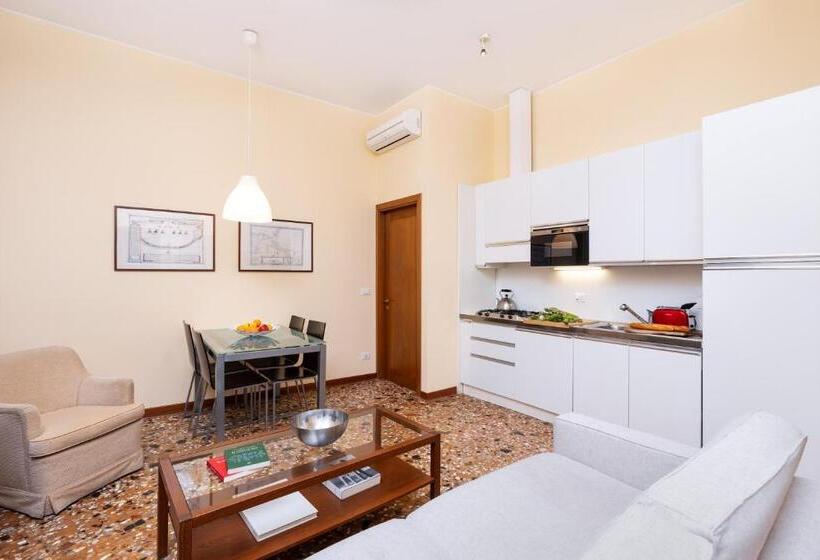 آپارتمان 1 خوابه, Residence Ca  Foscolo