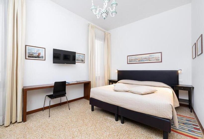 آپارتمان 1 خوابه, Residence Ca  Foscolo