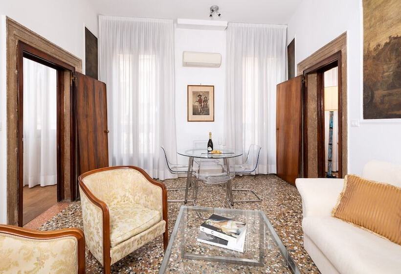 آپارتمان 2 خوابه, Residence Ca  Foscolo