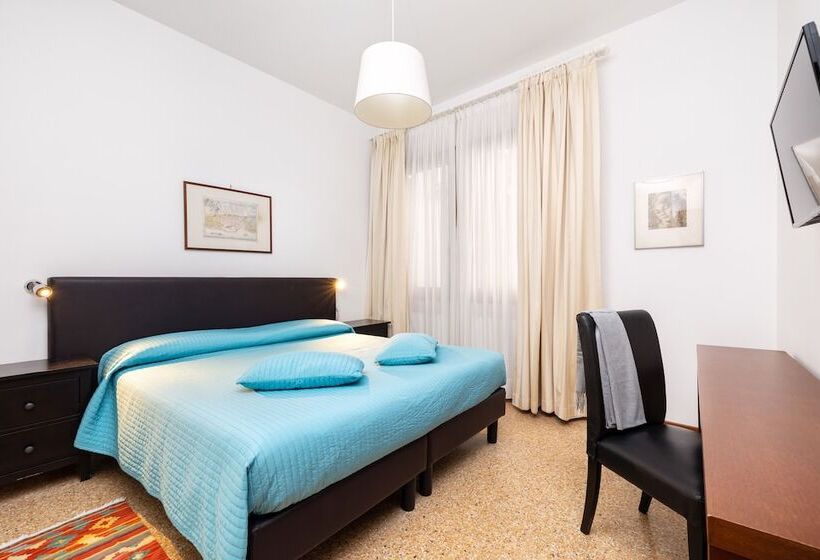 آپارتمان 2 خوابه, Residence Ca  Foscolo