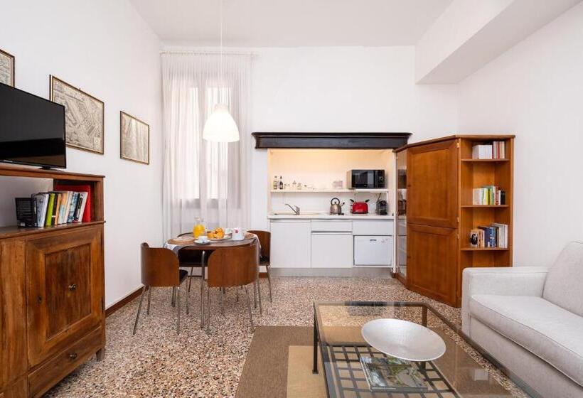 آپارتمان 1 خوابه, Residence Ca  Foscolo