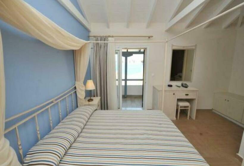 Junior Suite, Agios Nikitas