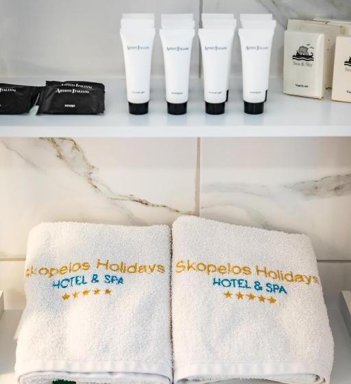 سوییت جونیور با چشمانداز استخر, Skopelos Holidays Hotel & Spa