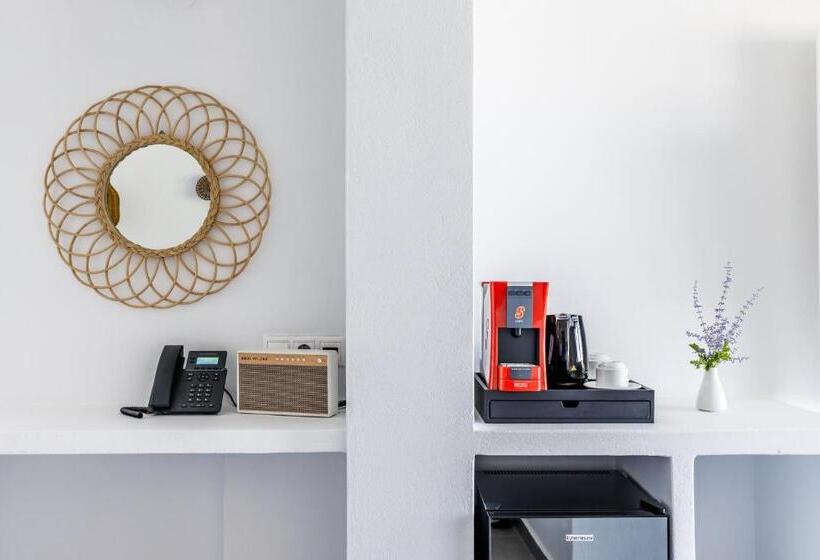 سوییت جونیور, Skopelos Holidays Hotel & Spa