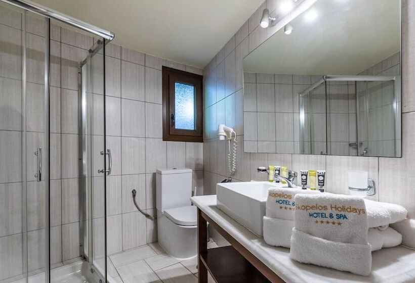 بانگلوی استاندارد, Skopelos Holidays Hotel & Spa