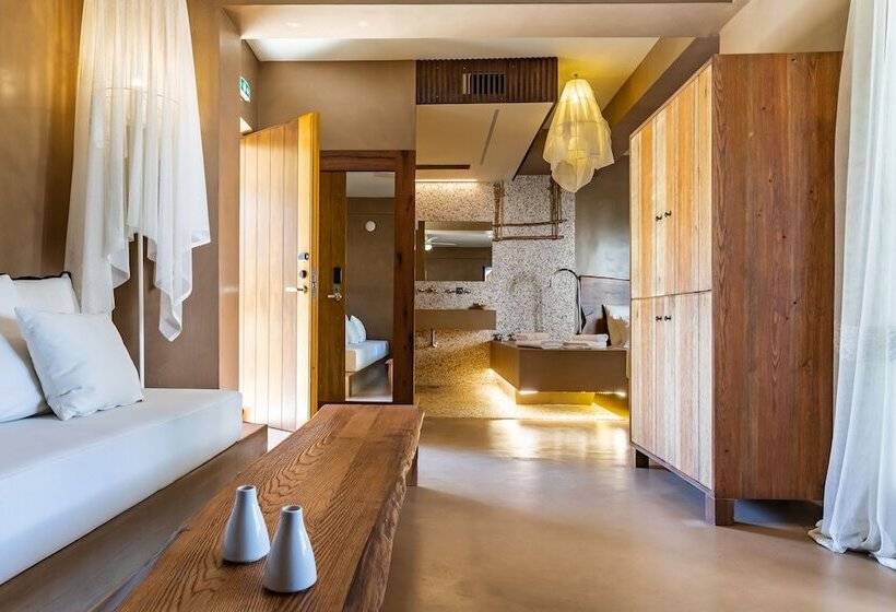 سوییت لوکس, Skopelos Holidays Hotel & Spa