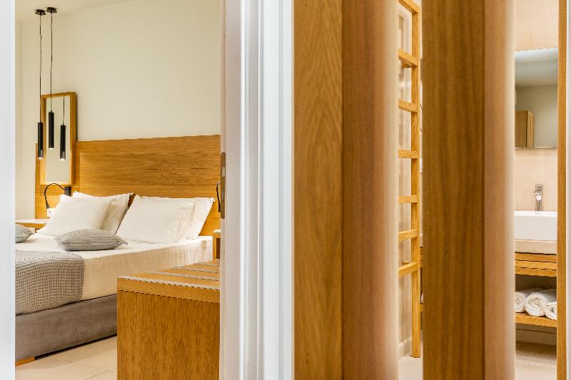 سوییت لوکس, Skopelos Holidays Hotel & Spa